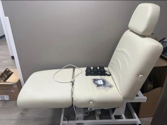 ✨ COMFORT SOUL ELECTRIC RECLINING TREATMENT CHAIR ✨