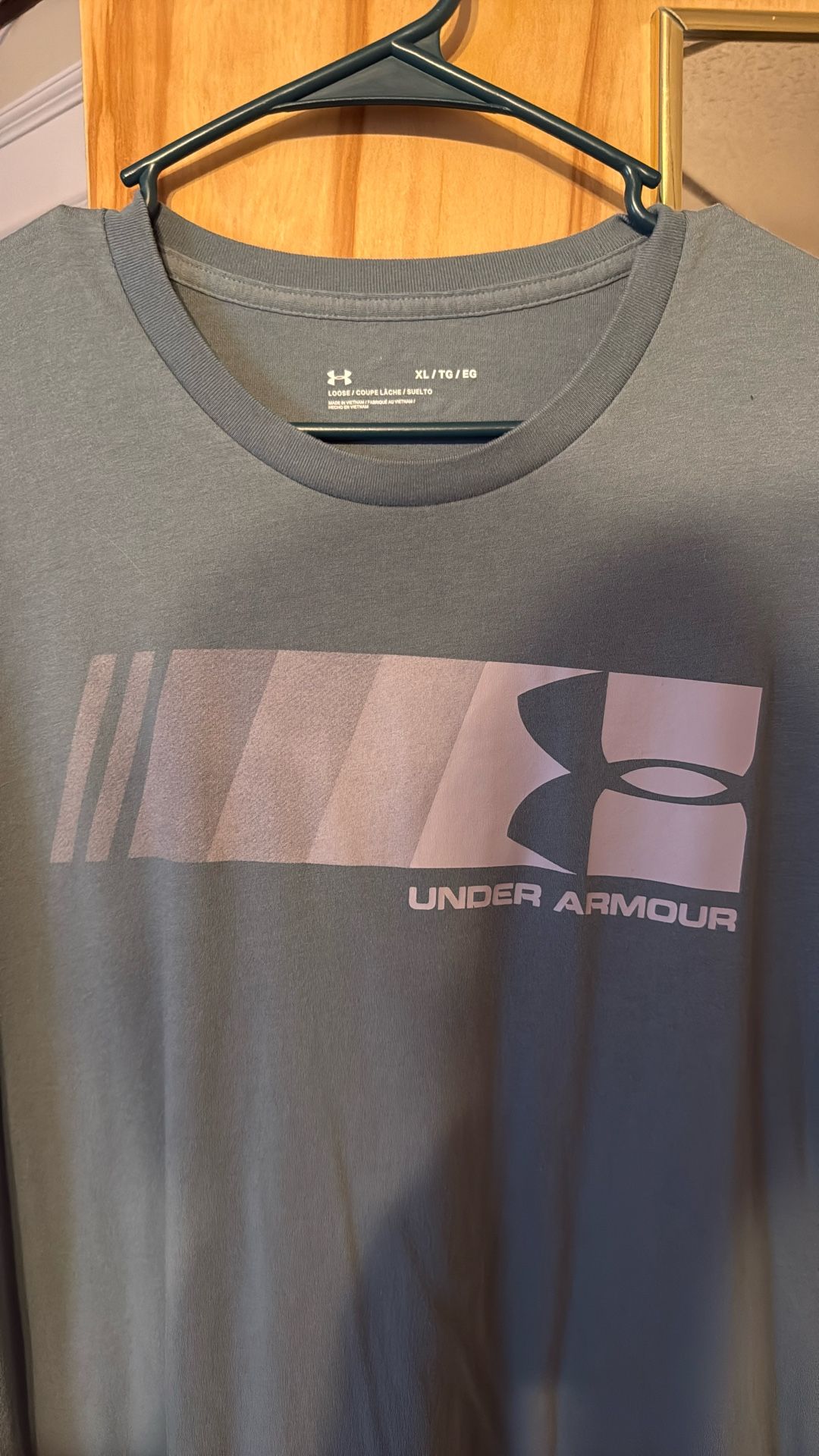 Men’s Under Armour Tshirt