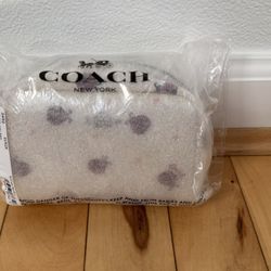 RARE NWT Coach Ladybug with Hearts Mini Boxy Cosmetic Case – Style 2492 – Discontinued – $115