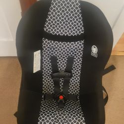Taldor Car Seat Good Condition It Is Very Clean