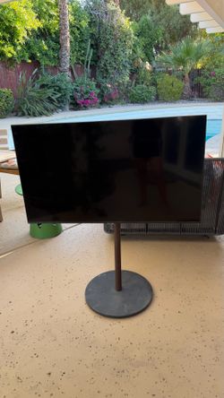 Rolling 50in Samsung TV
