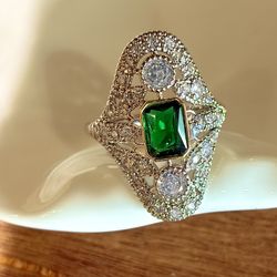 NWOT Art Deco Style Emerald Cut retro halo Zircon Ring in 7 Engagement Bridal