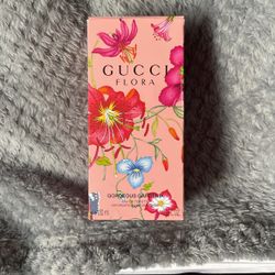 NEW GUCCI FLORA