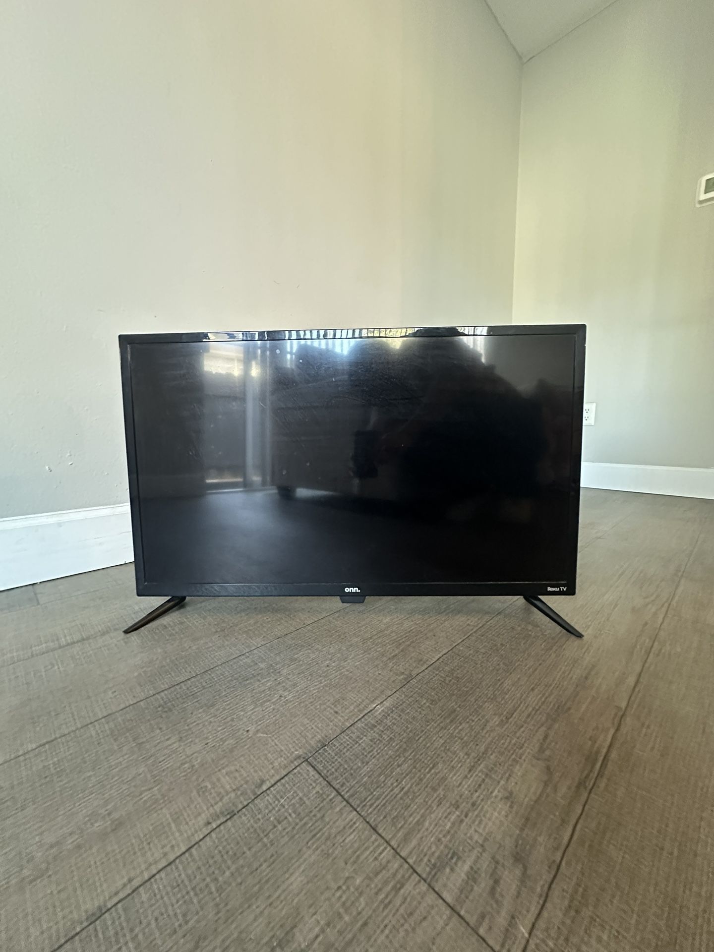 32 in Roku TV