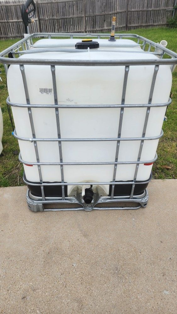 275 Gal IBC Tote