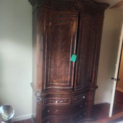 Armoire and bed set