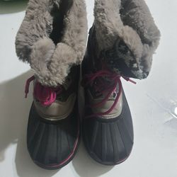 Girl Size 2 Warm London Fog Boots