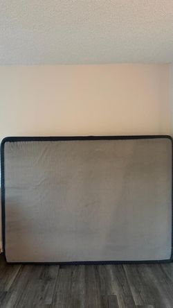 Box Spring Foundation with Black Border