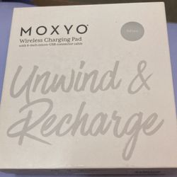 Brand new-Moxyo Wireless Charging Pad
