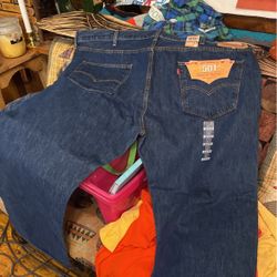 New Levi’s Size 48x21