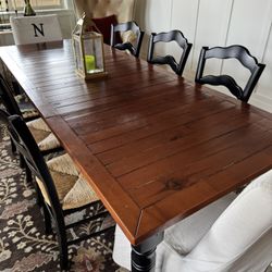 Pottery Barn Table And 8 Chairs