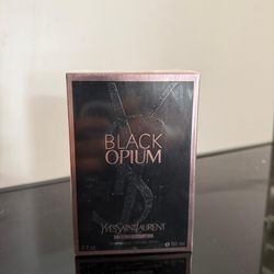 YSL BLACK  OPiUM