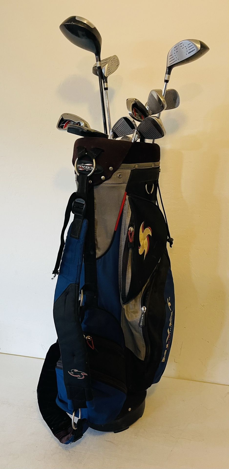 Hippo Golf Clubs & Ogio Golf Bag for Sale in Queen Creek, AZ OfferUp