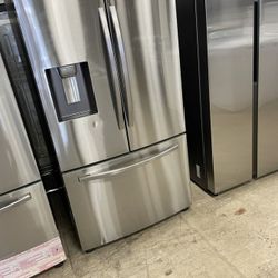 Samsung French Door Refrigerator M00