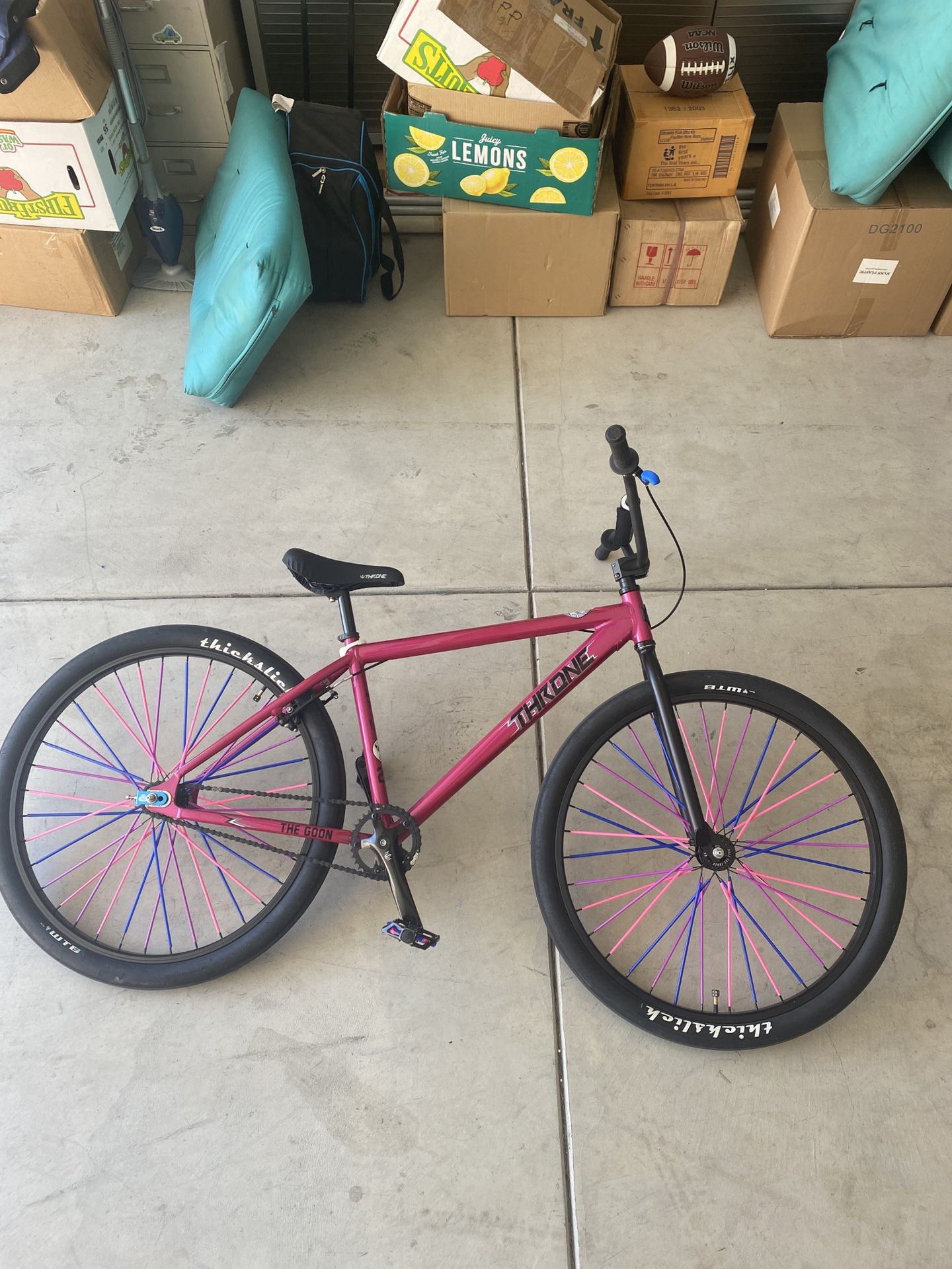 Pink throne bike sales