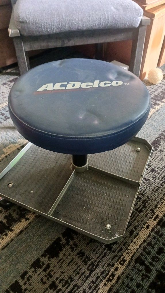 Acdelco - Shop Stool With Caster Wheels