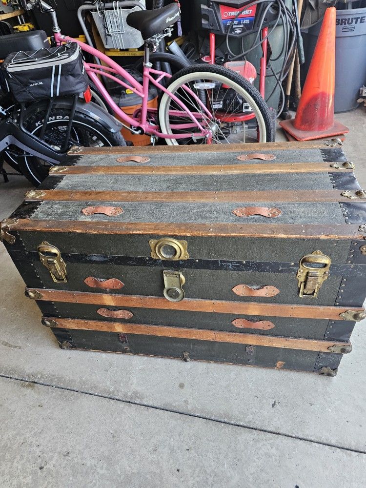 Old Fashioned Trunk
