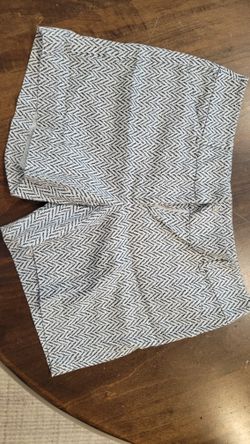 White House Black Market Shorts size 00