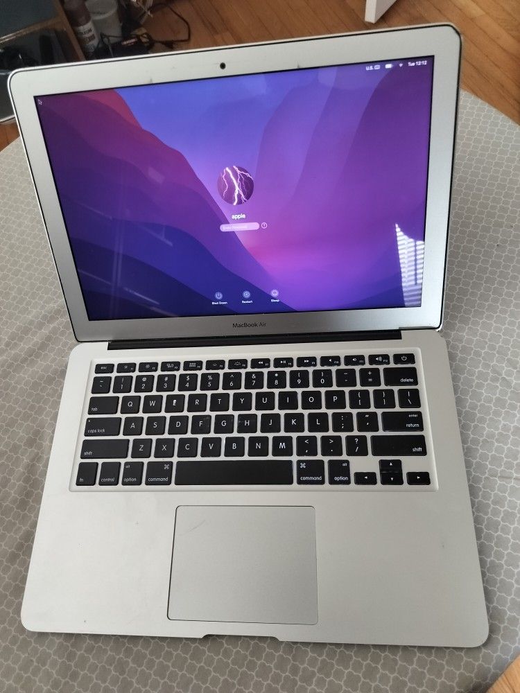 # 2 Apple MacBook Air A1466 13.3" 2015