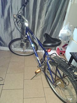 Bicicleta trek R.26 trabajando bien