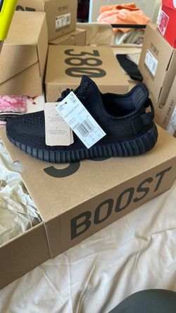 Yeezy 350 V2 Onyx 6 M