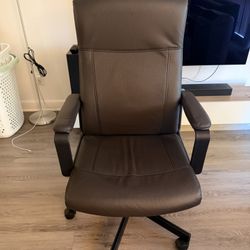IKEA Swivel Office Desk Chair (MILLBERGET)