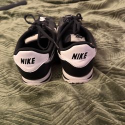 Nike Cortez