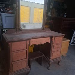 Antique Maghony Vanity  with tilt Mirror
