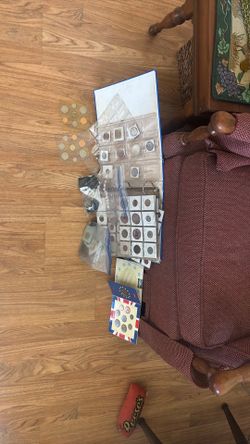 by Hogan high school in Vallejo, California for pick up only Vintage coins for pick up only by Hogan high school in Vallejo, California