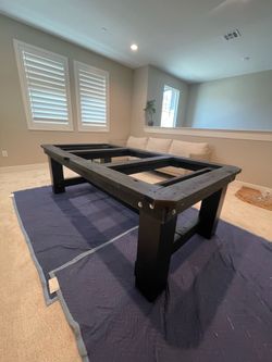 Pool table