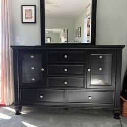 COASTER Furniture Model SANDY BEACH Dresser.