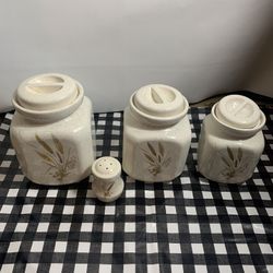 4 PCs Ceramic Jars 
