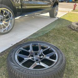 Rines 22 Con Llantas Casi Nuevas 