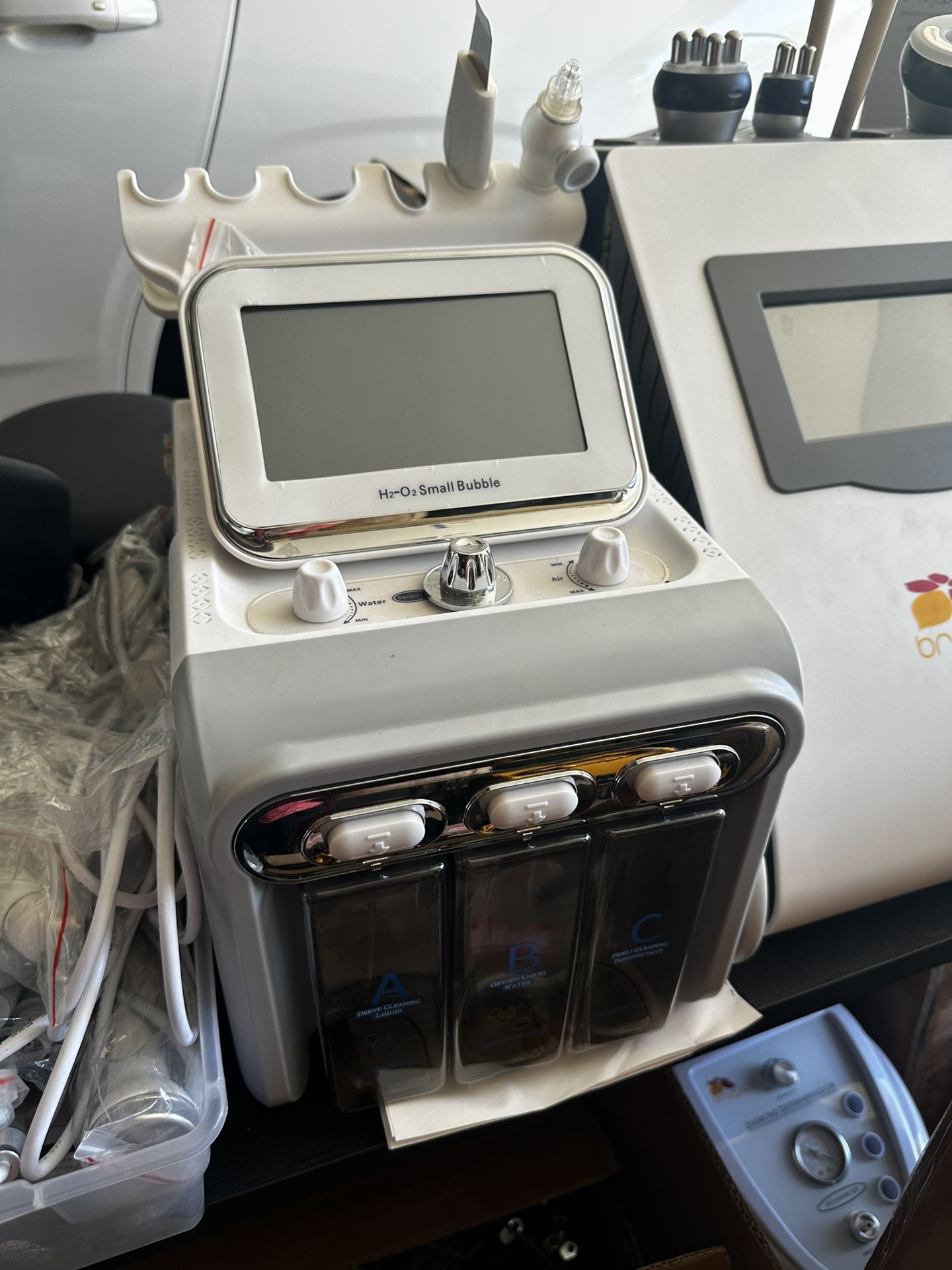 Liquid Dermabrasion Machine 