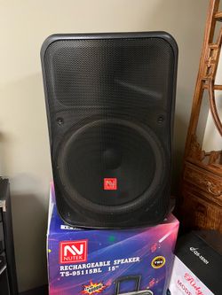 15 inch rechargeable Bluetooth speaker/aux/fm/USB and SD port/microphone for karaoke/brand new!!