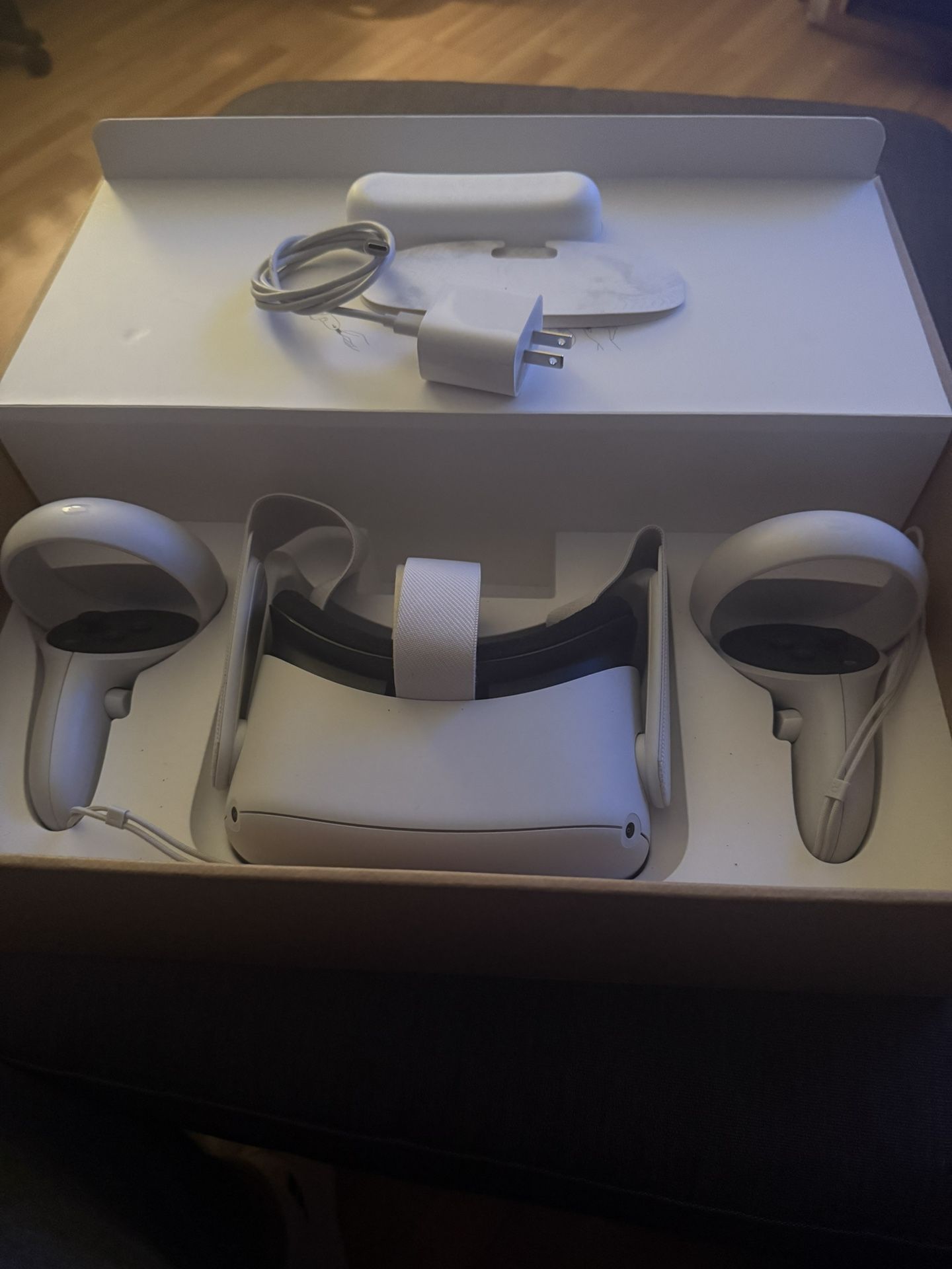 Oculus Quest 2  256 gb Storage  $110 Final Price 