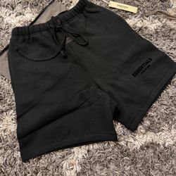 Fear Of God Essentials Shorts Stretch Limo Size Large