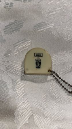 VINTAGE MINI TAPE MEASURE