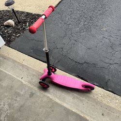3 wheels scooter pink