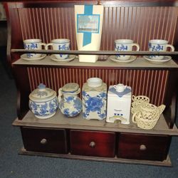 Classic tea Cup  Cabinet 