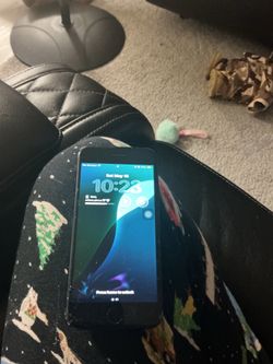 IPhone Se (3rd Generation)