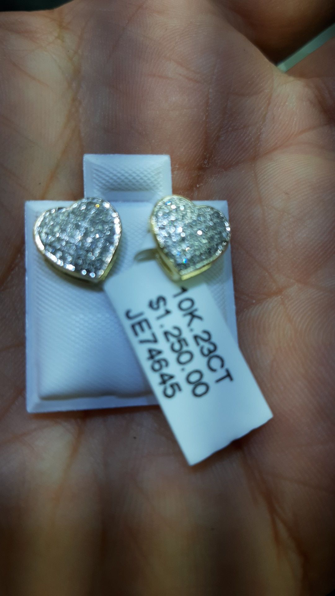 10k gold diamond heart earrings
