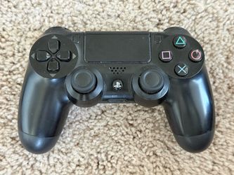 PS4 DualShock 4 Controller (Black)