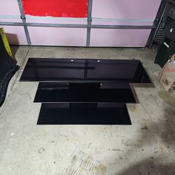 BELL'O TV stand