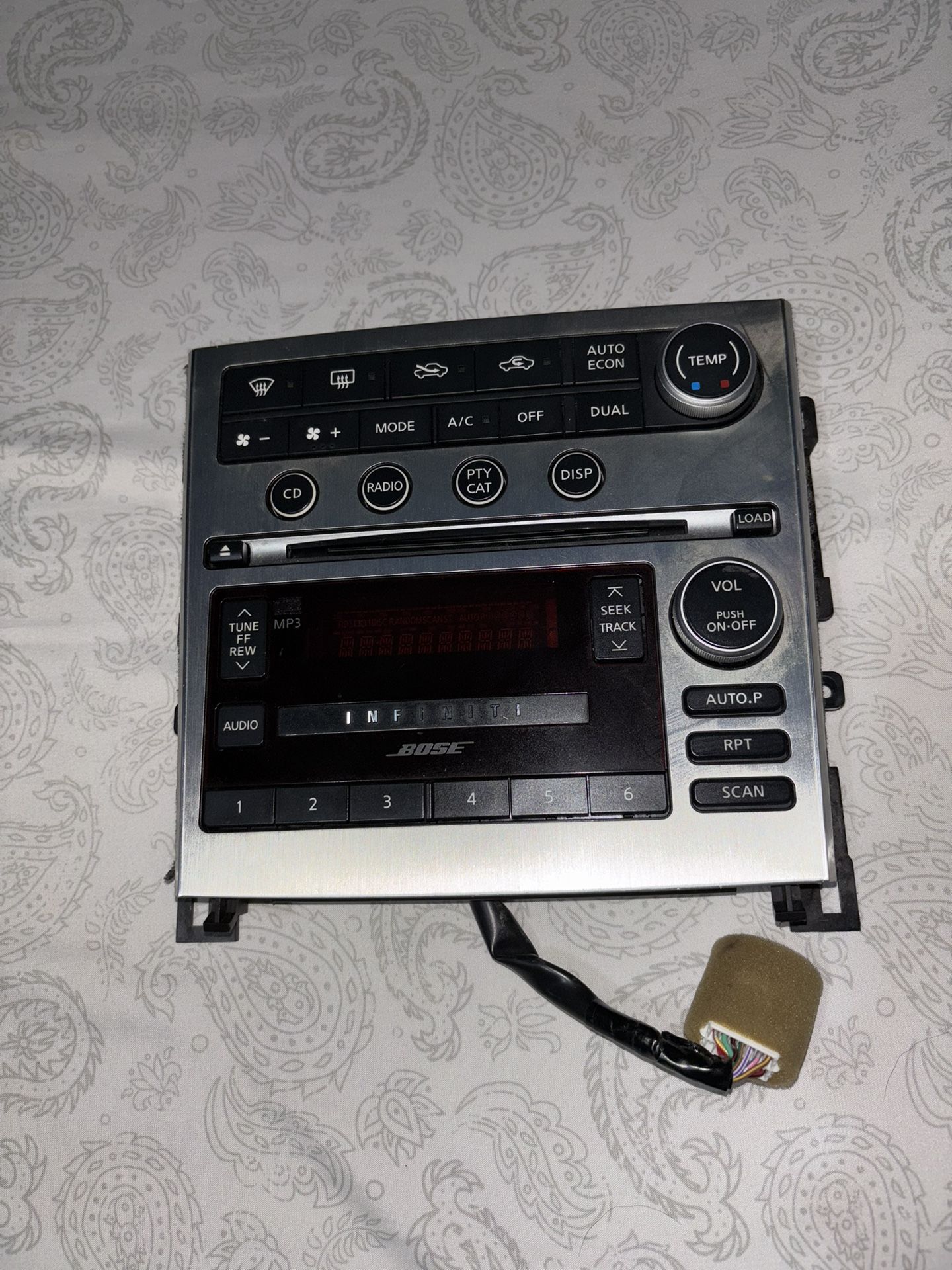 Infiniti g35 radio head unit