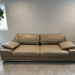 Modern Modloft Leather Couch – Excellent Condition