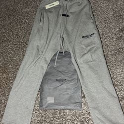 Dark oatme essential sweats