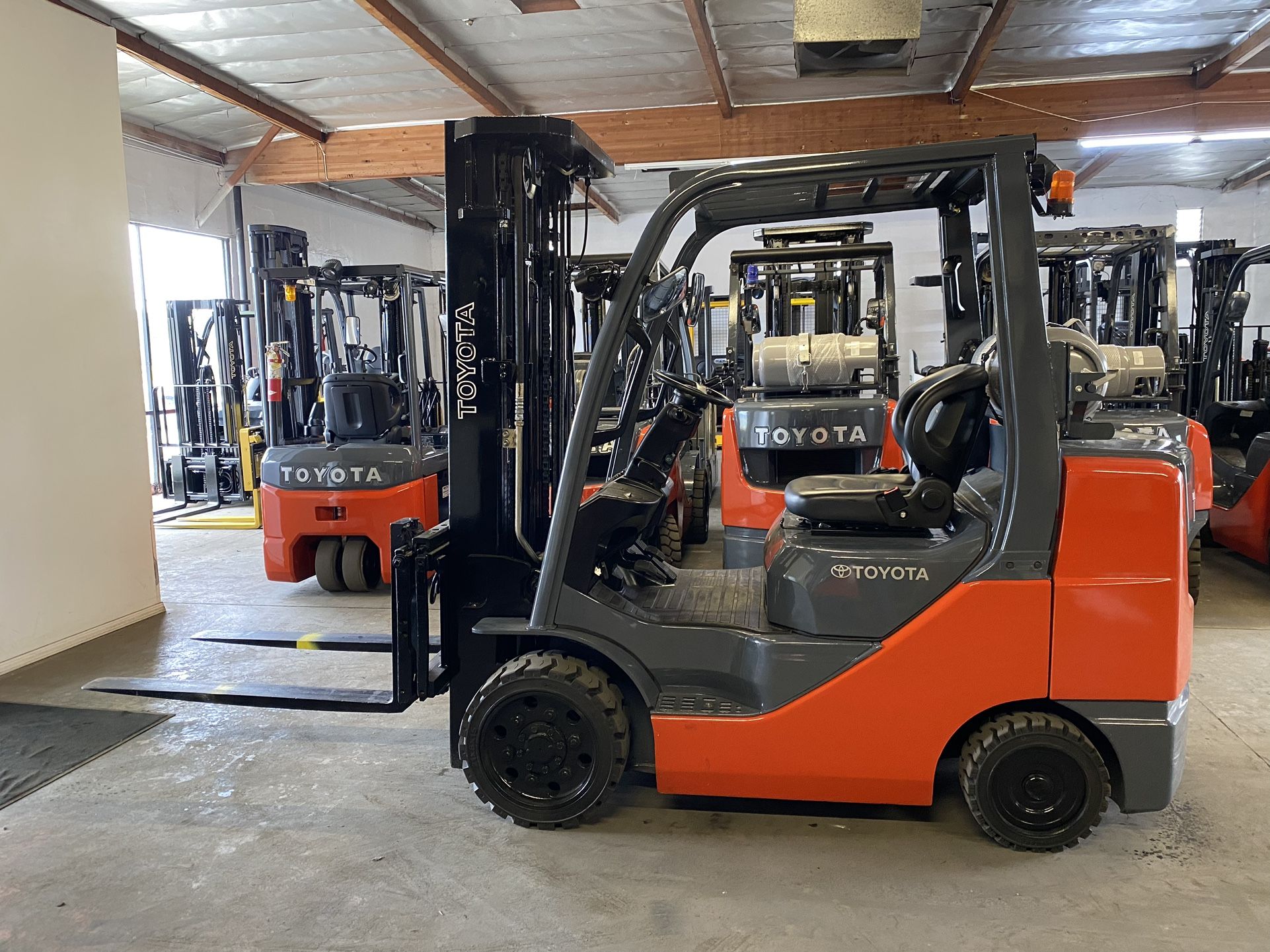 2019 Toyota 8FGCU32 Forklift 