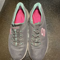 Sketchers Memory Foam Size 7.5