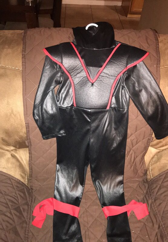 Convert ninja jumpsuit costume for toddler